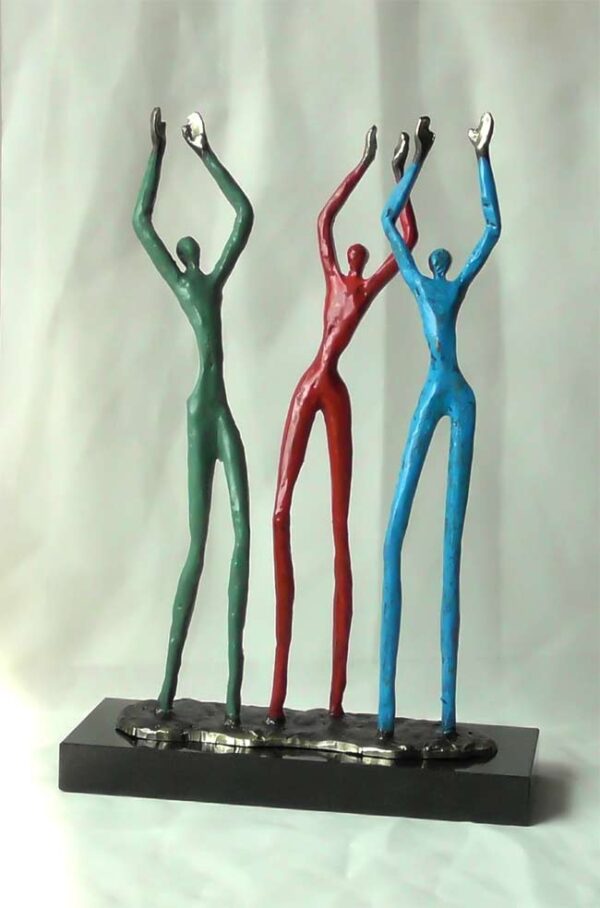 Skulptur Applaus für ihren Einsatz - Kreatives Geschenk zur persönlichen Wertschätzung von Mitarbeitern und Teams. Gravur von Text und Logo möglich.