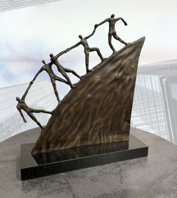 Bronzeskulptur "Der Weg nach vorne" - große Ausführung – Bild 4