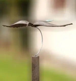 Garten Skulptur Bronze Deko Futura - Wundervolle Bronze Skulptur für den Außenbereich des Geschäftsgebäudes oder Garten. Kunstwerk aus hochwertigem und witterungsbeständigem Bronze.