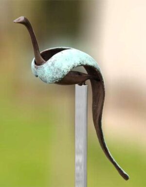 Garten Skulptur Bronze Deko Traumvogel Wundervolle Bronze Skulptur für den Außenbereich des Geschäftsgebäudes oder Garten. Kunstwerk aus hochwertigem und witterungsbeständigem Bronze.