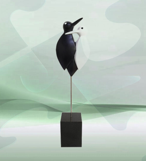 Skulptur Love Birds - Tolles und exklusives Geschenk zur Hochzeit, Ehe, Partnerschaft, Jahrestag oder Hochzeitstag. Diese Deko-Skulptur symbolisiert "wir gehören zusammen".