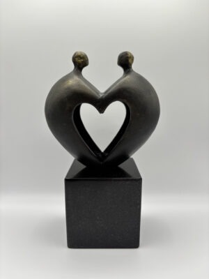 Skulptur "Im Herzen vereint" Geschenk zur Hochzeit, Partnerschaft, Verlobung, Heirat, Heiraten, Verliebte, Jahrestag, Partner, Liebe, Beziehung