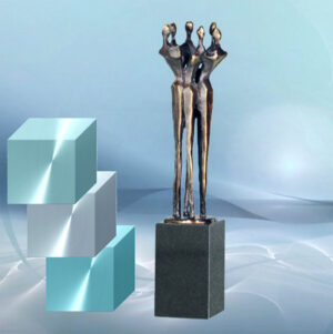 Skulptur Schulter an Schulter Kreatives Geschenk für Geschäftspartner, zum Firmenjubiläum, für Kunden und Partner und zur Team-Motivation. Individualisierbar mit Gravur von Text und Logo