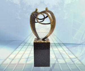 Skulptur "gegenseitige Werschätzung" Geschenk für Geschäftspartner, zur Geschäftseröffnung, Firmengründung, für Firmenkunden, zum Jubiläum, für Partner, Kunden, zum Geburtstag. Mit Gravur