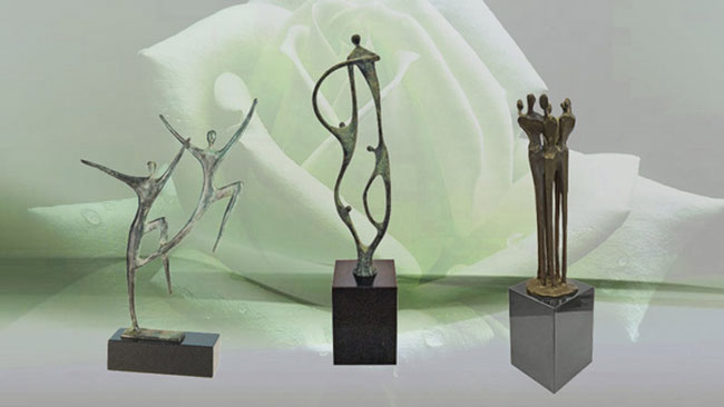 Weihnachtsgeschenke an Geschäftspartner mit hochwertigen Skulpturen