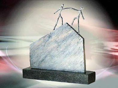Skulptur "Entscheidende Schritte"